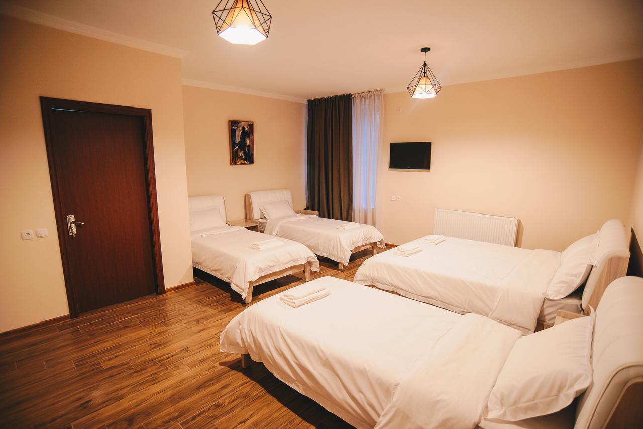 Hotel Sani Kutaisi Exterior photo
